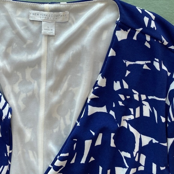 New York & Co. Faux Wrap Dress - Picture 9 of 14